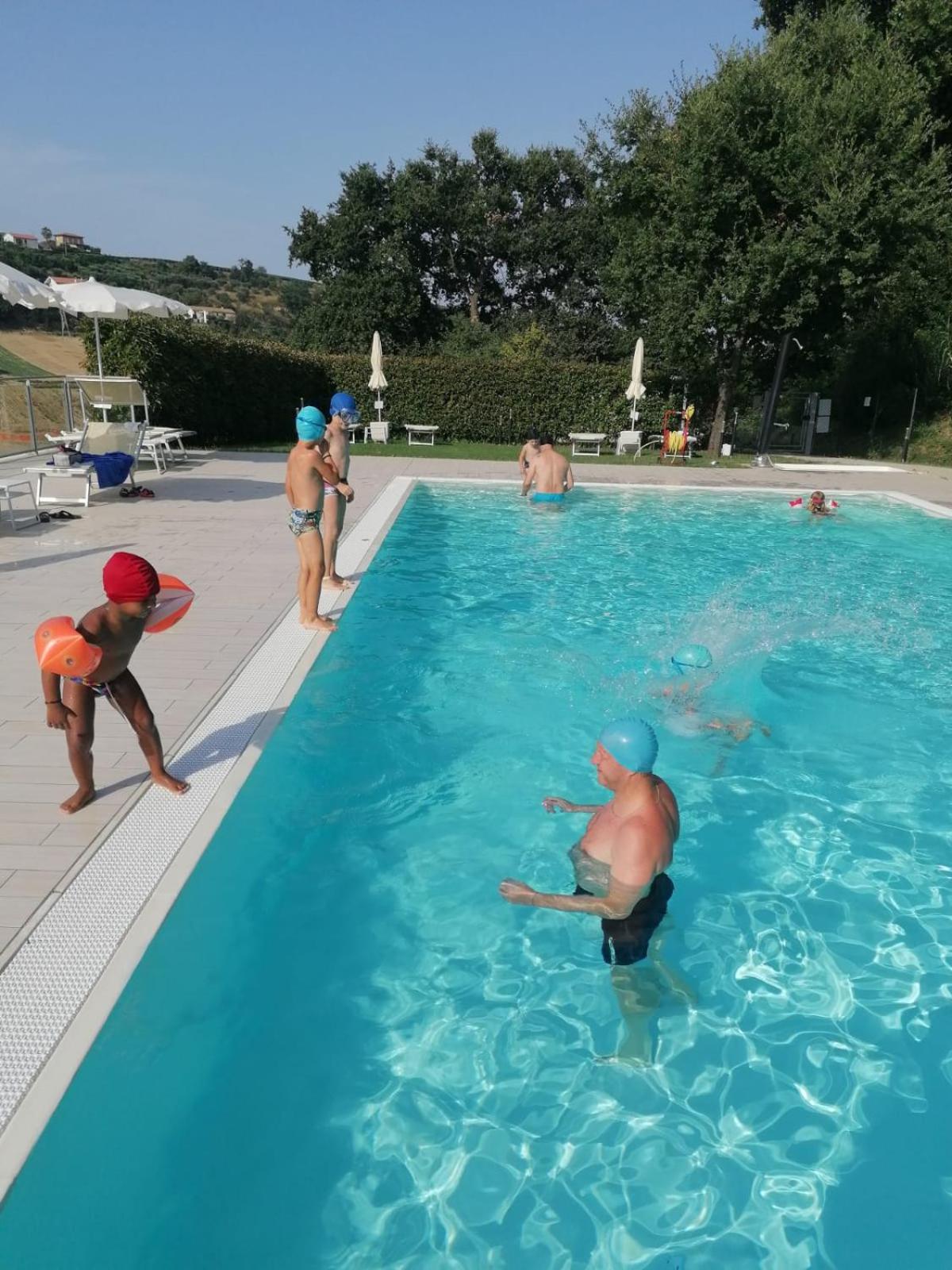 Cumana Blu Apartments Campofilone Eksteriør bilde