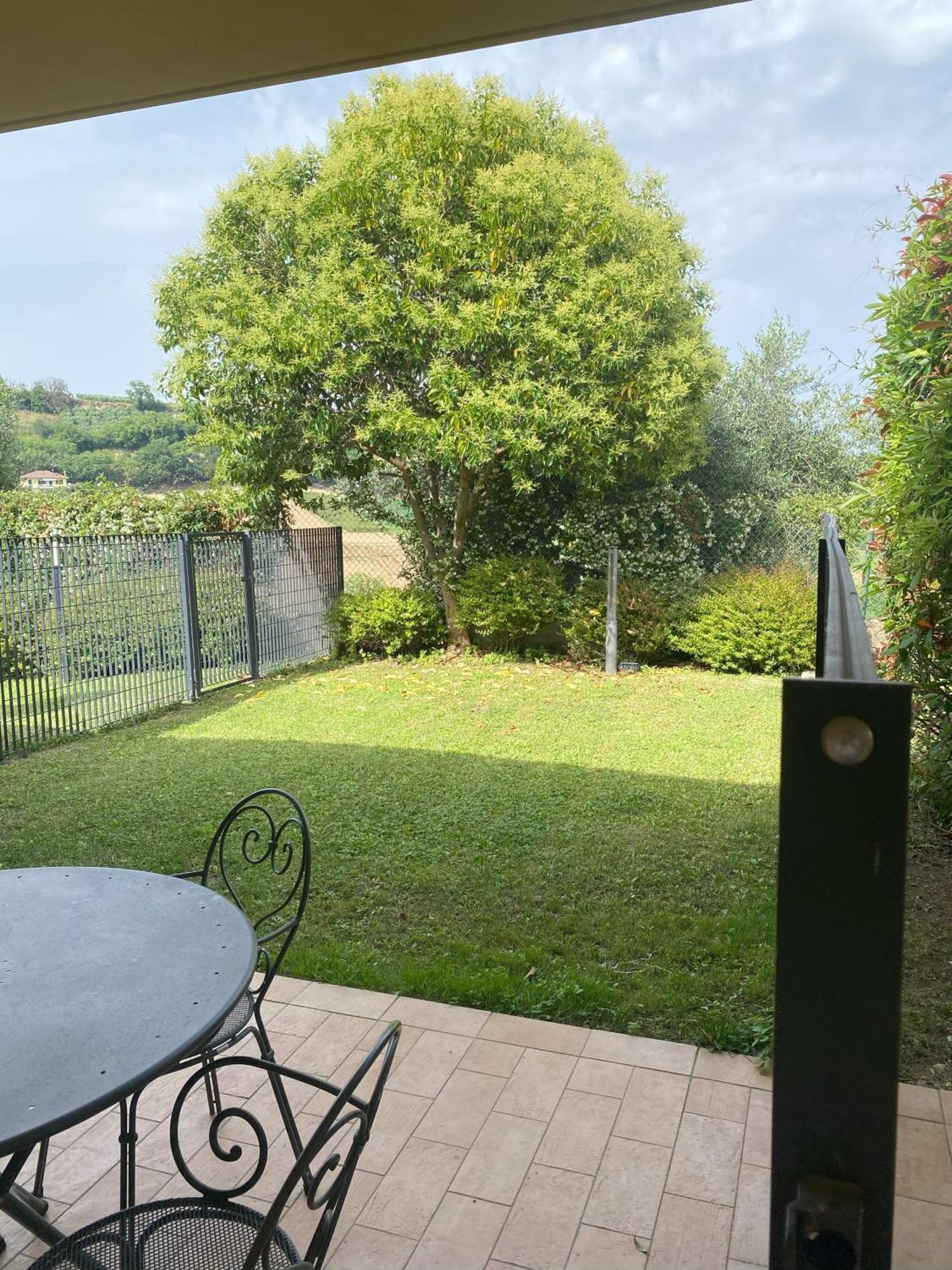 Cumana Blu Apartments Campofilone Eksteriør bilde