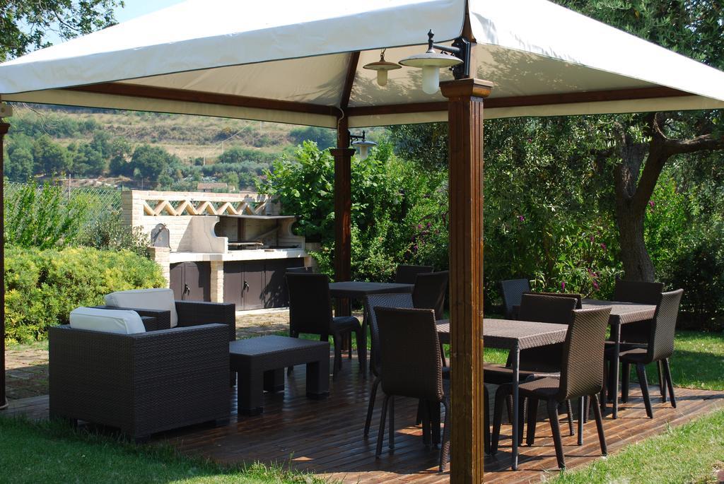 Cumana Blu Apartments Campofilone Eksteriør bilde