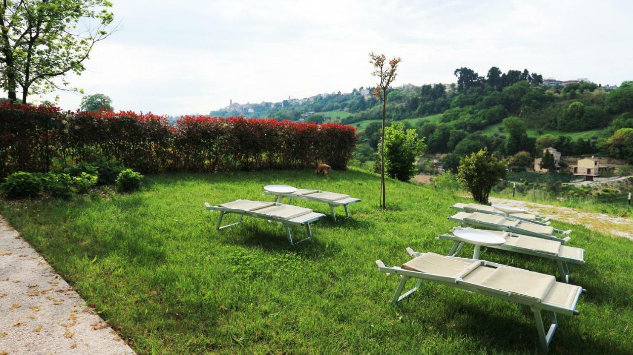 Cumana Blu Apartments Campofilone Eksteriør bilde