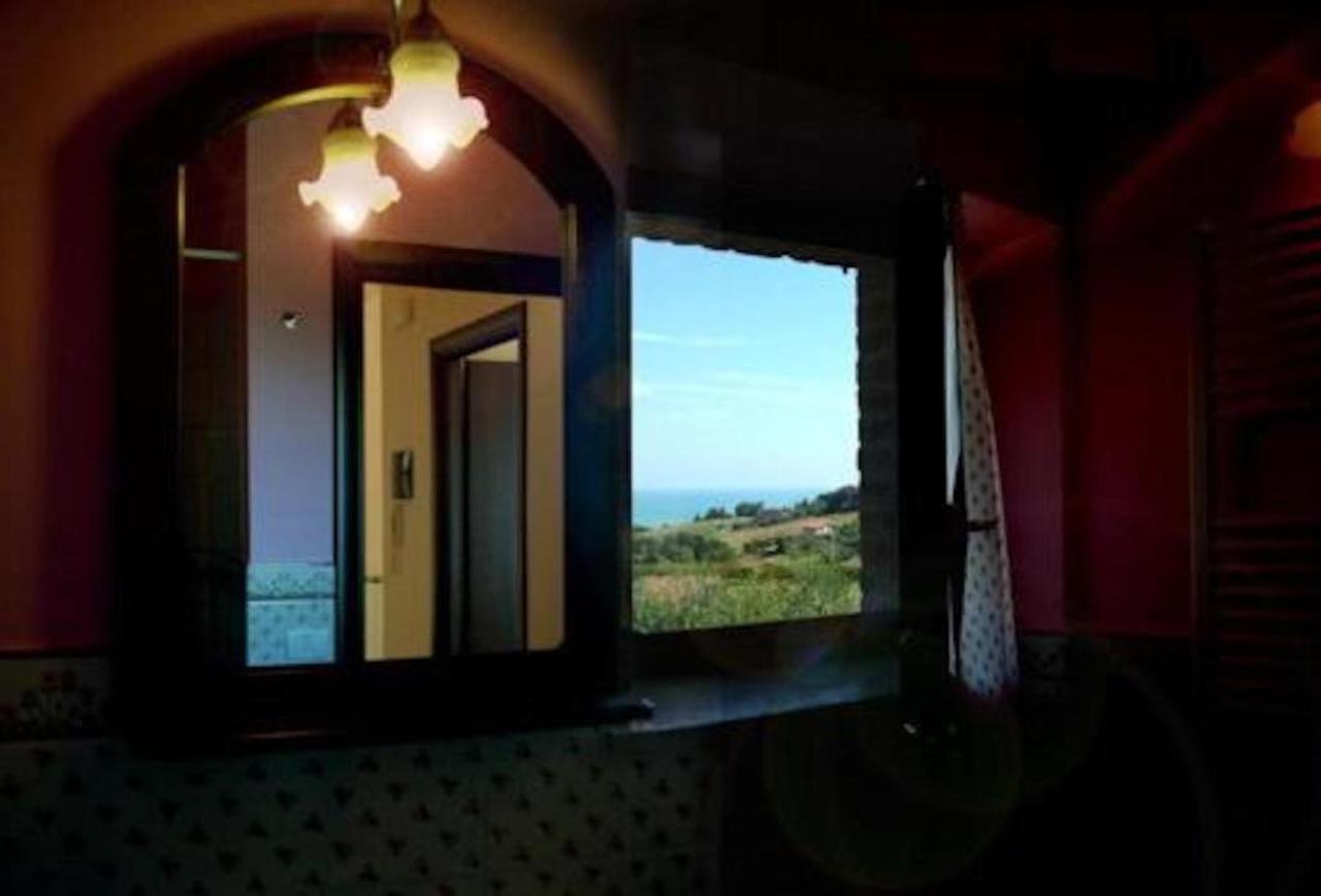 Cumana Blu Apartments Campofilone Eksteriør bilde